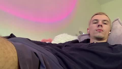 jeremy1scott online show from July 18, 5:11 am