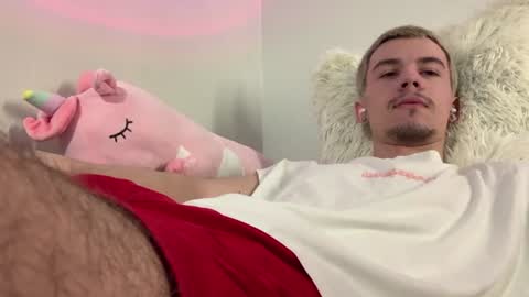 jeremy1scott online show from July 29, 7:39 am