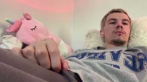 jeremy1scott online show from August 3, 7:40 am
