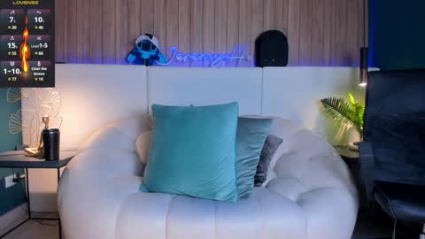 Jeremy online show from February 6, 1:49 am