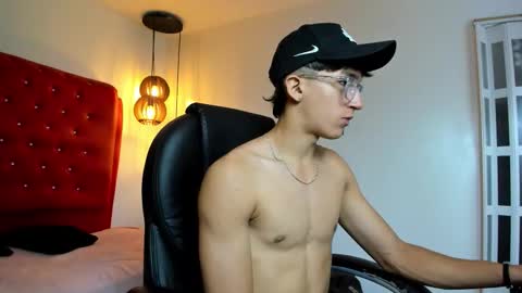 Jeremy online show from December 19, 11:50 am