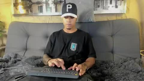 Snapshot of jeremy_wallker chatting on July 23, 5:00 pm Jeremy online show from July 23, 5:00 pm