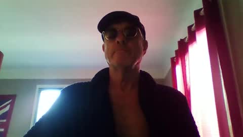 jerflor online show from December 17, 11:49 am