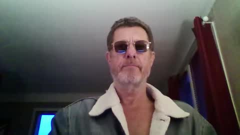 jerflor online show from February 13, 5:09 pm