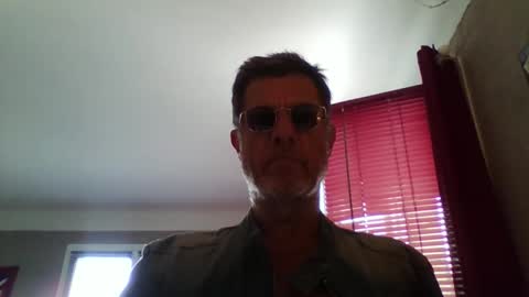 jerflor online show from May 9, 3:50 pm