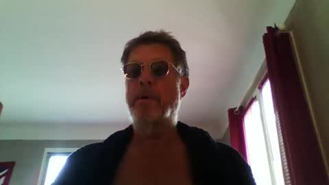jerflor online show from June 4, 1:17 pm
