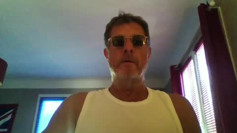 jerflor online show from June 13, 4:16 pm