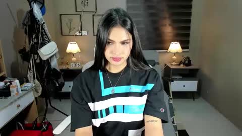 Snapshot of jerkingjenaxxx chatting on November 17, 4:46 pm JENA online show from November 17, 4:46 pm