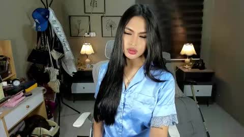 Snapshot of jerkingjenaxxx chatting on November 30, 7:18 pm JENA online show from November 30, 7:18 pm