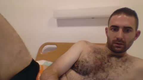 Snapshot of jeropa5476 chatting on December 29, 4:40 pm jeropa5476 online show from December 29, 4:40 pm