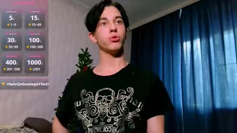 Snapshot of jerrybomb_ chatting on January 21, 9:13 am Jerrybomb online show from January 21, 9:13 am