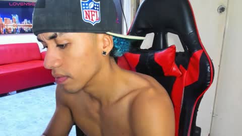 Snapshot of jersiherberth chatting on February 12, 9:04 am jersiherberth online show from February 12, 9:04 am