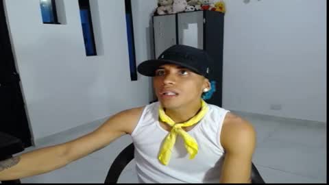 Snapshot of jersiherberth chatting on February 20, 4:53 am jersiherberth online show from February 20, 4:53 am