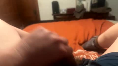 Snapshot of jerswill chatting on December 9, 11:34 pm Jeremys room chill and puff one enjoy online show from December 9, 11:34 pm