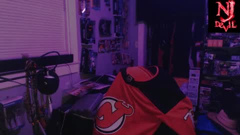 Jerzey2k2 aka the Alpha online show from May 9, 1:22 am