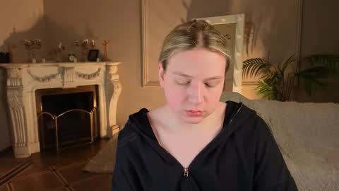 jes_solar online show from January 18, 10:35 pm