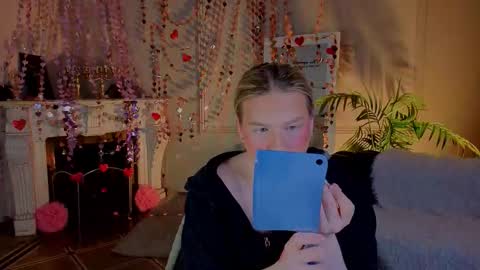 jes_solar online show from February 16, 10:28 pm