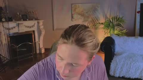 jes_solar online show from April 25, 9:23 pm