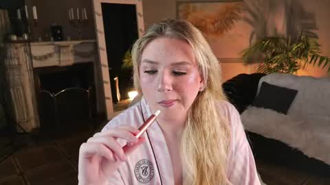 Snapshot of jes_solar chatting on May 19, 9:10 pm jes_solar online show from May 19, 9:10 pm