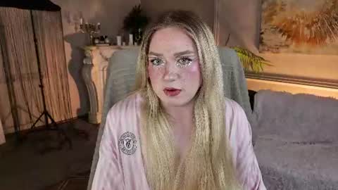 Snapshot of jes_solar chatting on June 22, 9:12 pm jes_solar online show from June 22, 9:12 pm