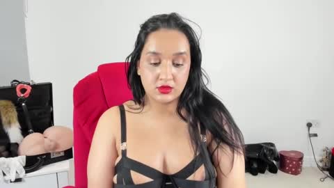 MistressJesicaCoper online show from December 26, 9:47 pm