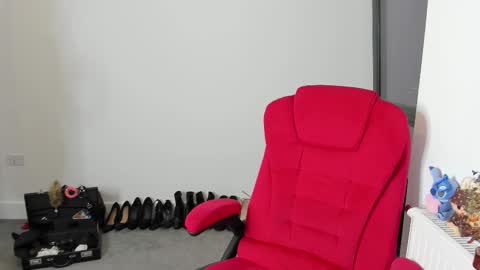 MistressJesicaCoper online show from September 8, 9:58 pm