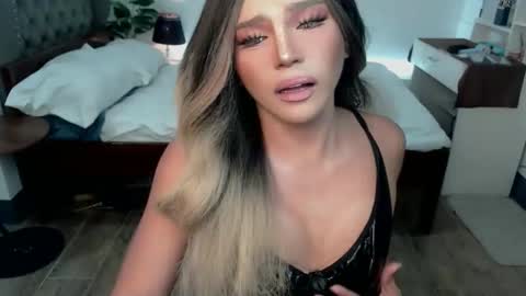 Snapshot of jesie_hot69 chatting on November 10, 9:25 pm jesie_hot69 online show from November 10, 9:25 pm