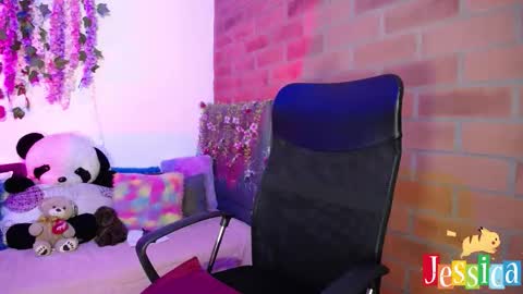 Snapshot of jesiica_bunny chatting on November 7, 9:37 pm Jessi online show from November 7, 9:37 pm