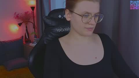  JessieVibes online show from April 28, 2:22 pm