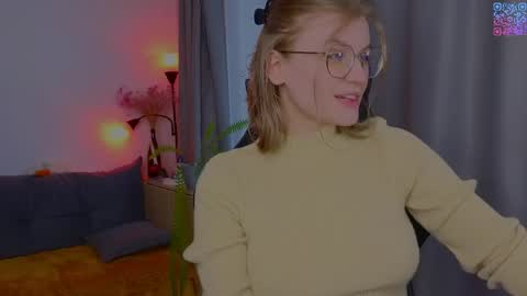  JessieVibes online show from April 30, 2:34 pm