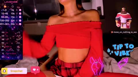 Snapshot of jess_kahawaty chatting on December 8, 11:51 pm Jess online show from December 8, 11:51 pm