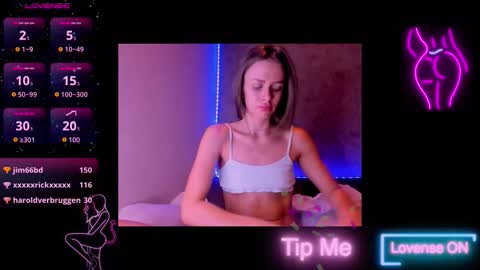 Jess online show from December 17, 8:09 am