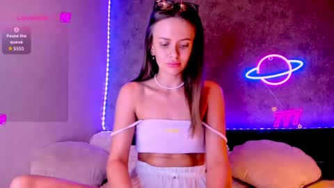 Jess online show from July 12, 9:28 pm