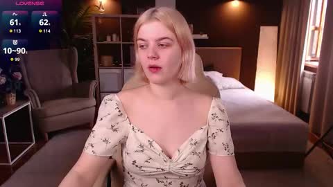 Jess online show from September 21, 7:43 am