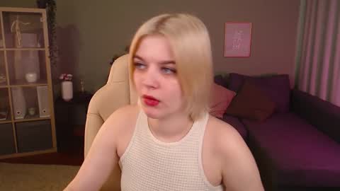 Jess online show from October 13, 7:41 am