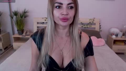 Jessa Bellucci online show from January 10, 7:04 am