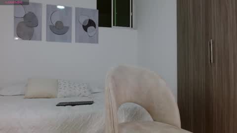 Hello we are Jesse and Dante. online show from February 13, 3:35 am