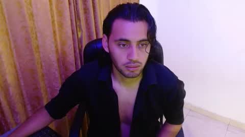 Snapshot of jessepickman chatting on March 25, 11:00 pm Angel Demon online show from March 25, 11:00 pm