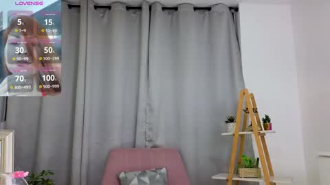 bella  adams online show from January 30, 3:55 am