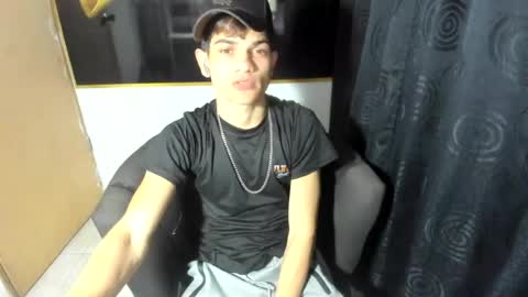 jesshot_bigcock online show from June 13, 7:28 am