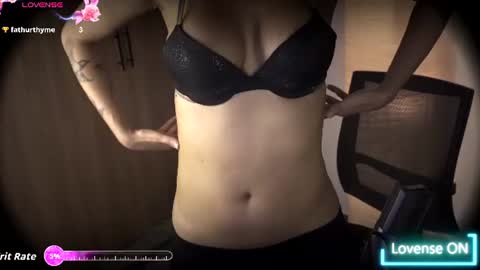 Snapshot of jessi_dreams chatting on July 14, 4:17 am Jessica Gomez online show from July 14, 4:17 am