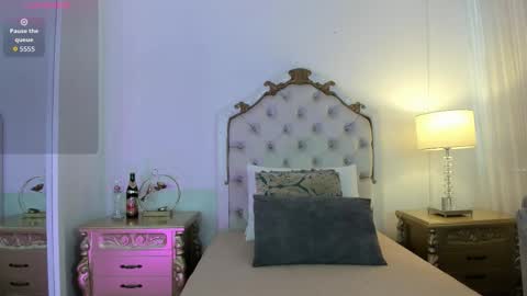 jessi lopez45 online show from March 17, 7:39 pm