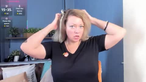 Jessica online show from December 17, 1:17 pm