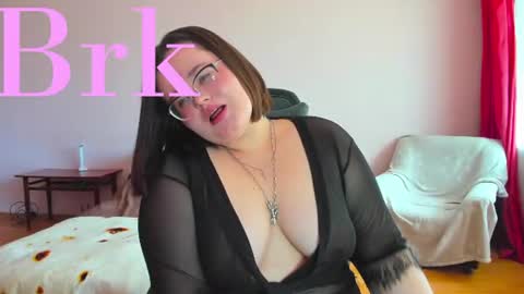 Natalia online show from June 17, 6:27 am