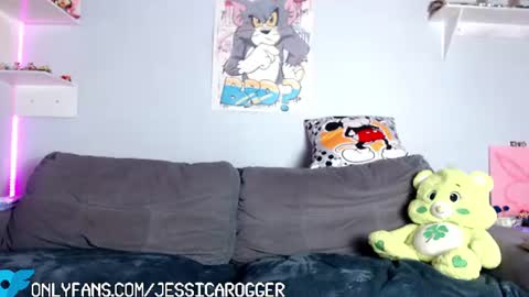 Jess And Rogger independents online show from July 19, 10:19 am