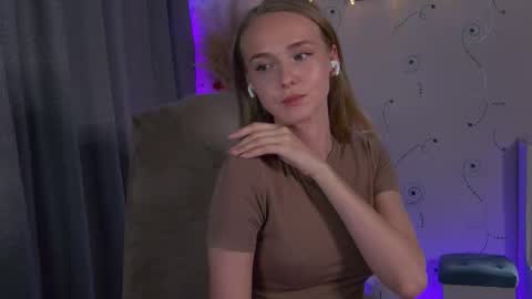 Snapshot of jessica_rays chatting on November 28, 10:23 pm Jessica online show from November 28, 10:23 pm