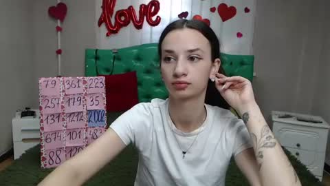 Snapshot of jessicabreez chatting on July 7, 6:16 am JessicaBreez online show from July 7, 6:16 am
