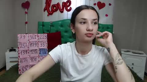 Snapshot of jessicabreez chatting on July 7, 6:47 am JessicaBreez online show from July 7, 6:47 am