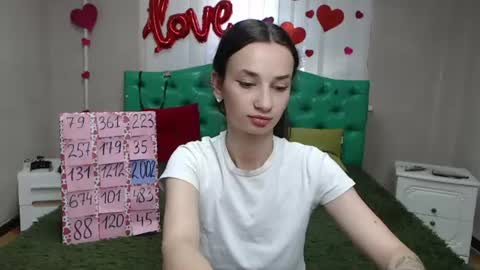 Snapshot of jessicabreez chatting on July 7, 7:23 am JessicaBreez online show from July 7, 7:23 am