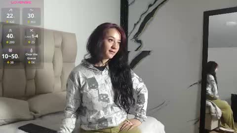 Snapshot of jessicadove chatting on July 6, 12:02 pm Jessica online show from July 6, 12:02 pm